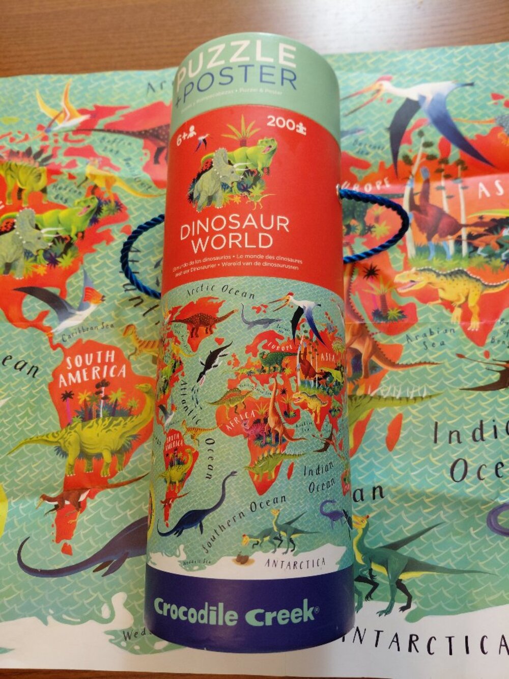 Dinosaur World 200pc Puzzle